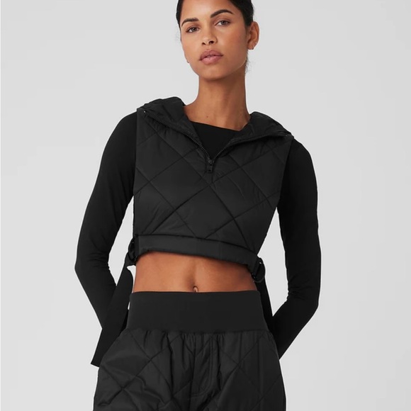 ALO Yoga Jackets & Blazers - New ALO Snowrider Puff Sleeveless Vest Size Large